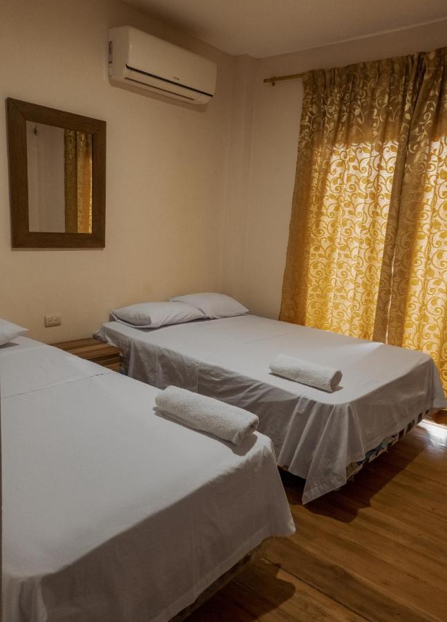 Hostal Tortuga Dorada Puerto López Dış mekan fotoğraf
