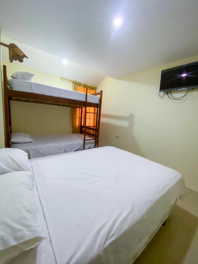 Hostal Tortuga Dorada Puerto López Dış mekan fotoğraf