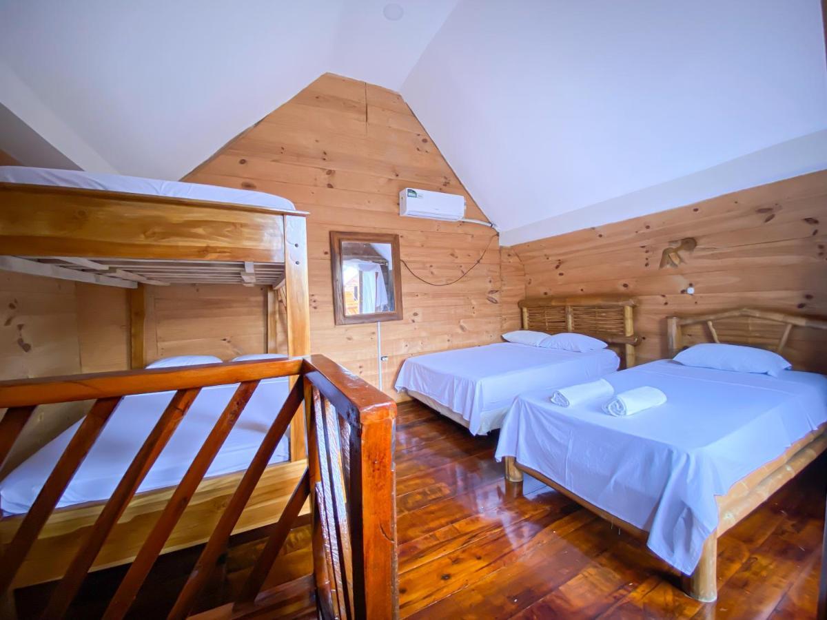 Hostal Tortuga Dorada Puerto López Dış mekan fotoğraf
