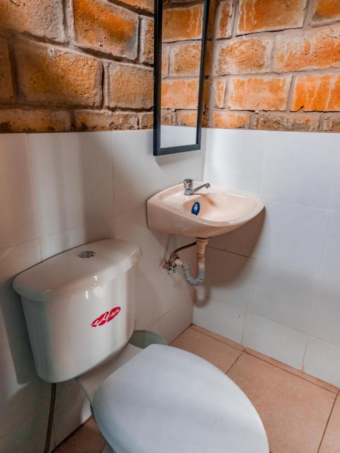 Hostal Tortuga Dorada Puerto López Dış mekan fotoğraf