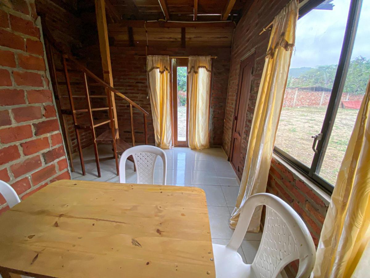 Hostal Tortuga Dorada Puerto López Dış mekan fotoğraf